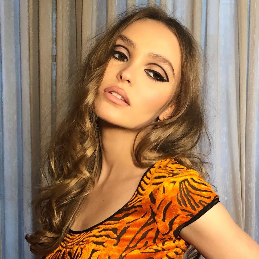 lily-rose-depp-sexy-thefappening-cfd-10 Lily-Rose Depp Fappening
