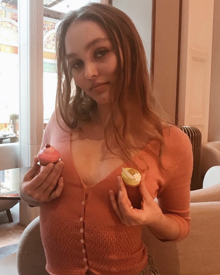lily-rose-depp-sexy-thefappening-pro-4 lily rose depp sexy thefappening pro 4