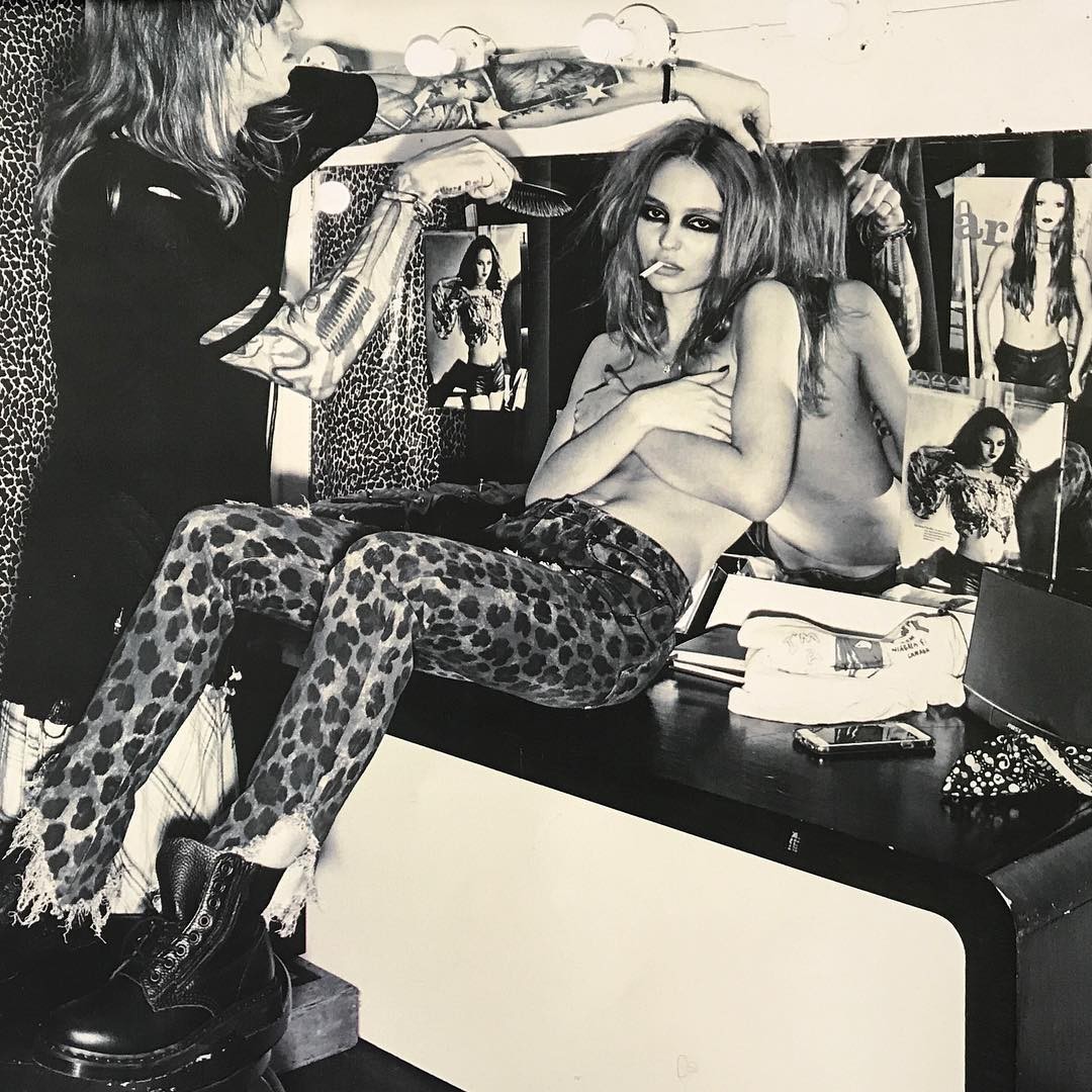 lily-rose-depp-topless-the-fappening-pro-5-1 Lily-Rose Depp Fappening