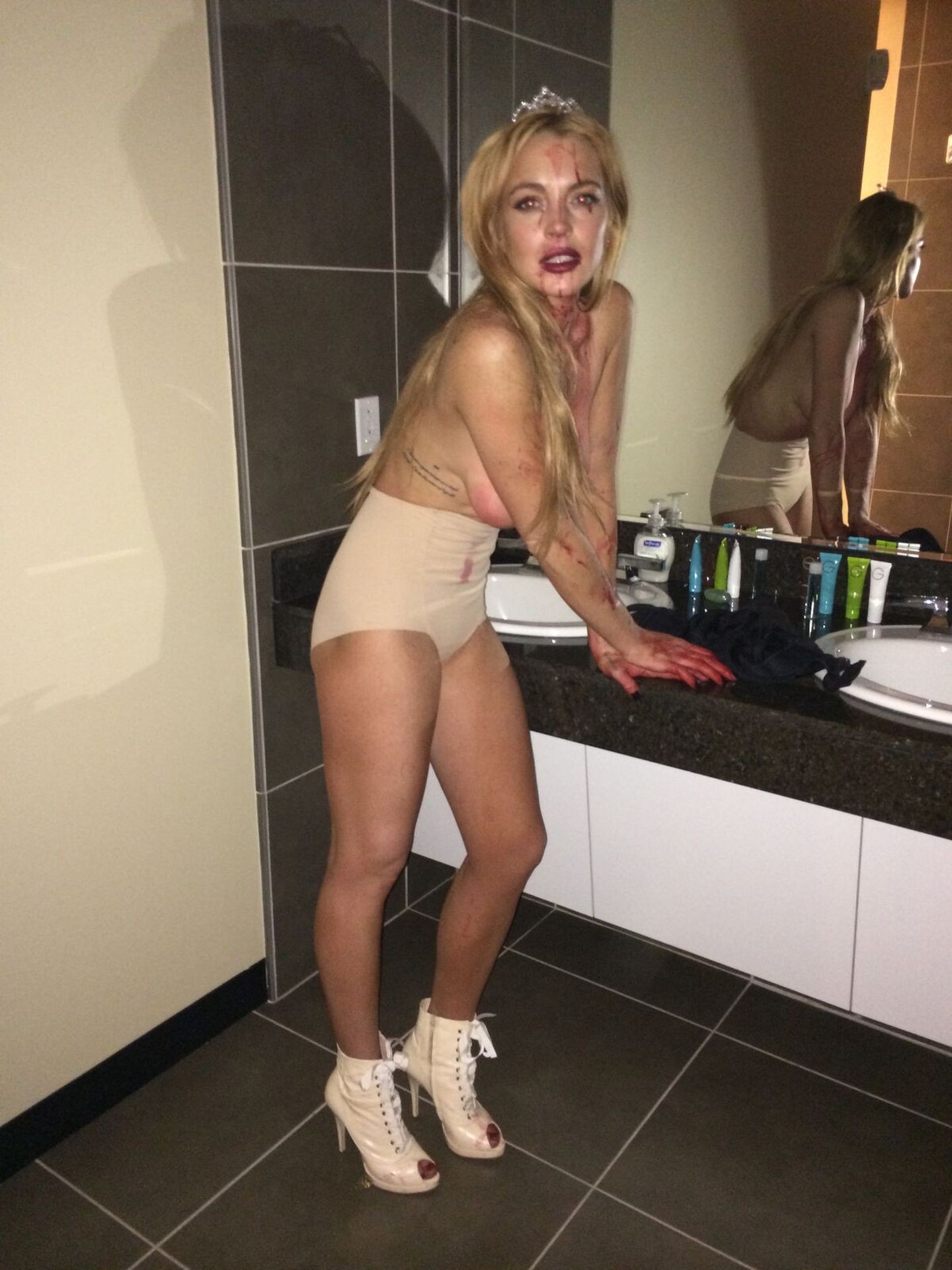 lindsay-lohan-nude-leaked-thefappening-pro-1-1 Lindsay Lohan Nude Leaked