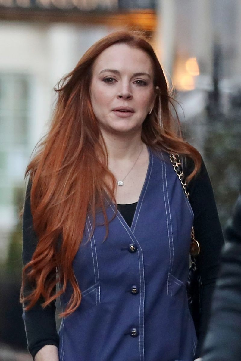 lindsay-lohan-sexy-legs-thefappening-cfd-7 Lindsay Lohan Hot