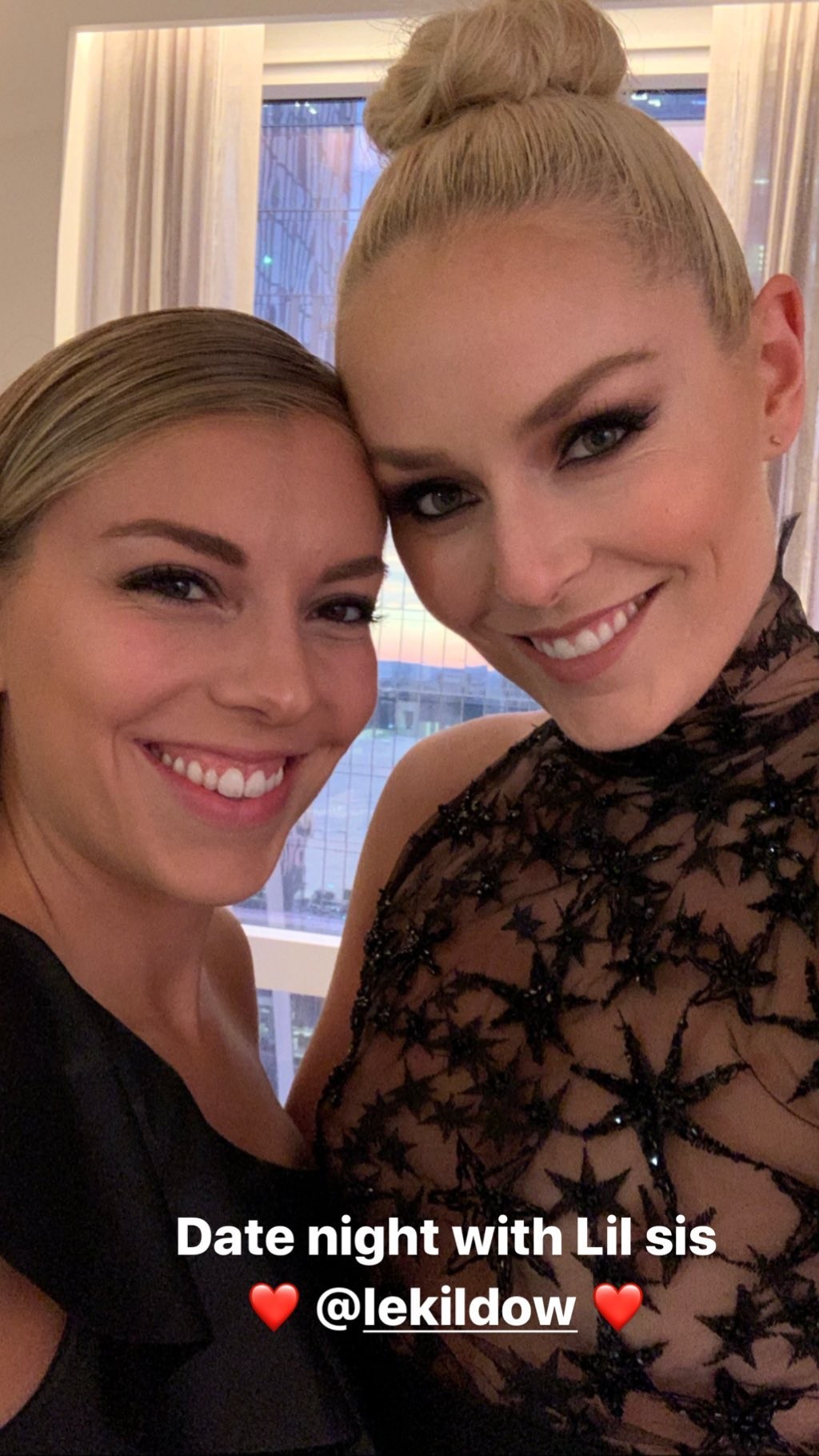 lindsey-vonn-sexy-7 Lindsey Vonn Tits at Vanity Fair's 2019 Best Dressed List