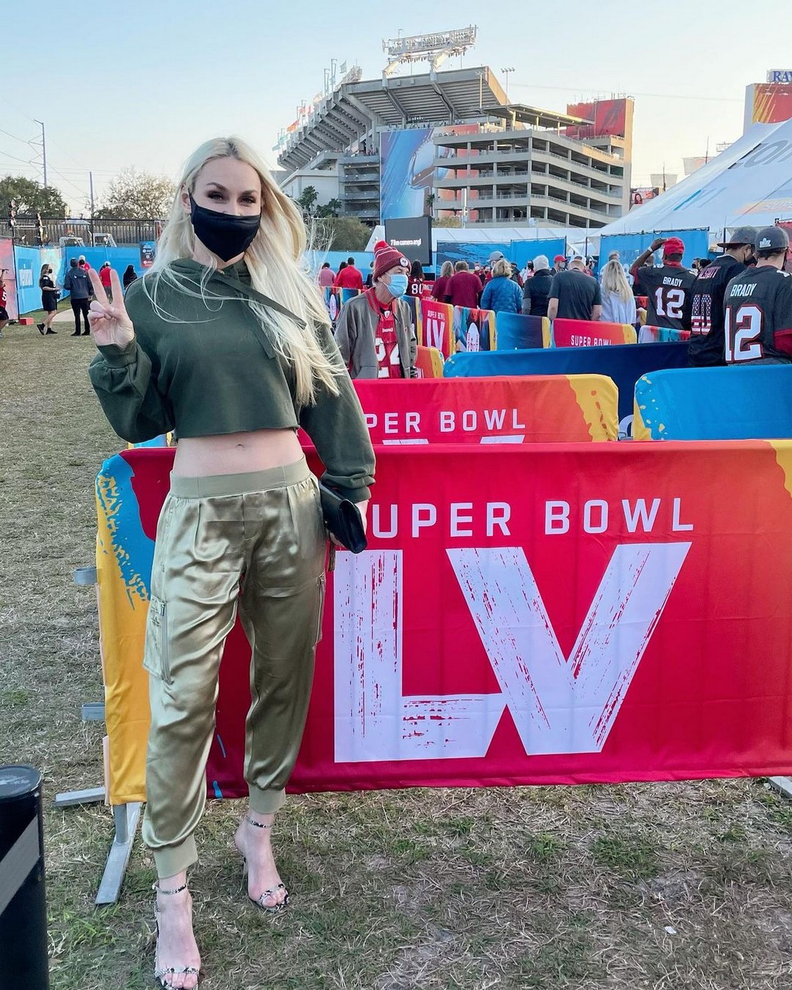 lindsey-vonn-super-bowl-2021-thefappening-cfd-1-1 Lindsey Vonn Sexy On Super Bowl 2021