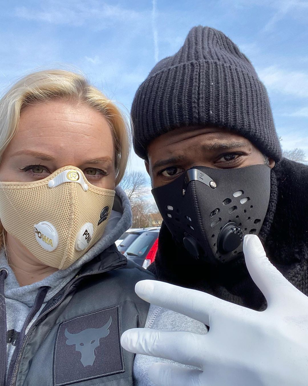 lindsey-vonn-wearing-face-mask-vs-covid-19-thefappening-pro-2 Lindsey Vonn Wearing Face Mask vs COVID-19