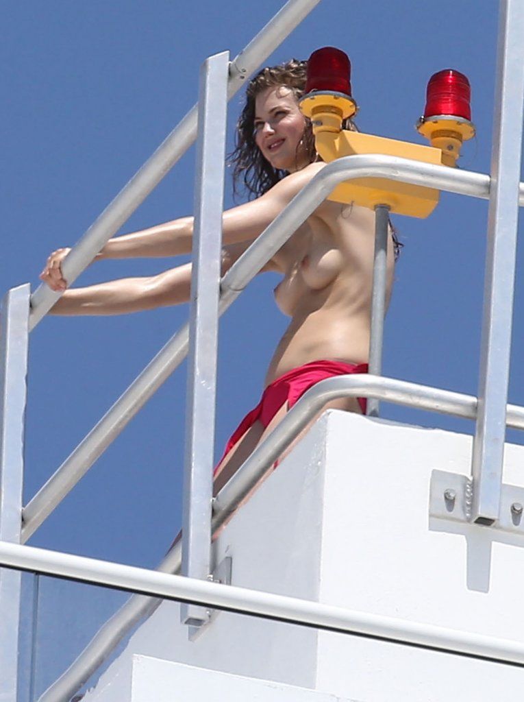 lindsey-wixson-topless-sexy-5 Lindsey-Wixson-Topless-Sexy-5