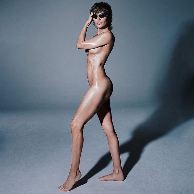 lisa-rinna-nude-thefappening-cfd-1-1 Lisa Rinna Nude