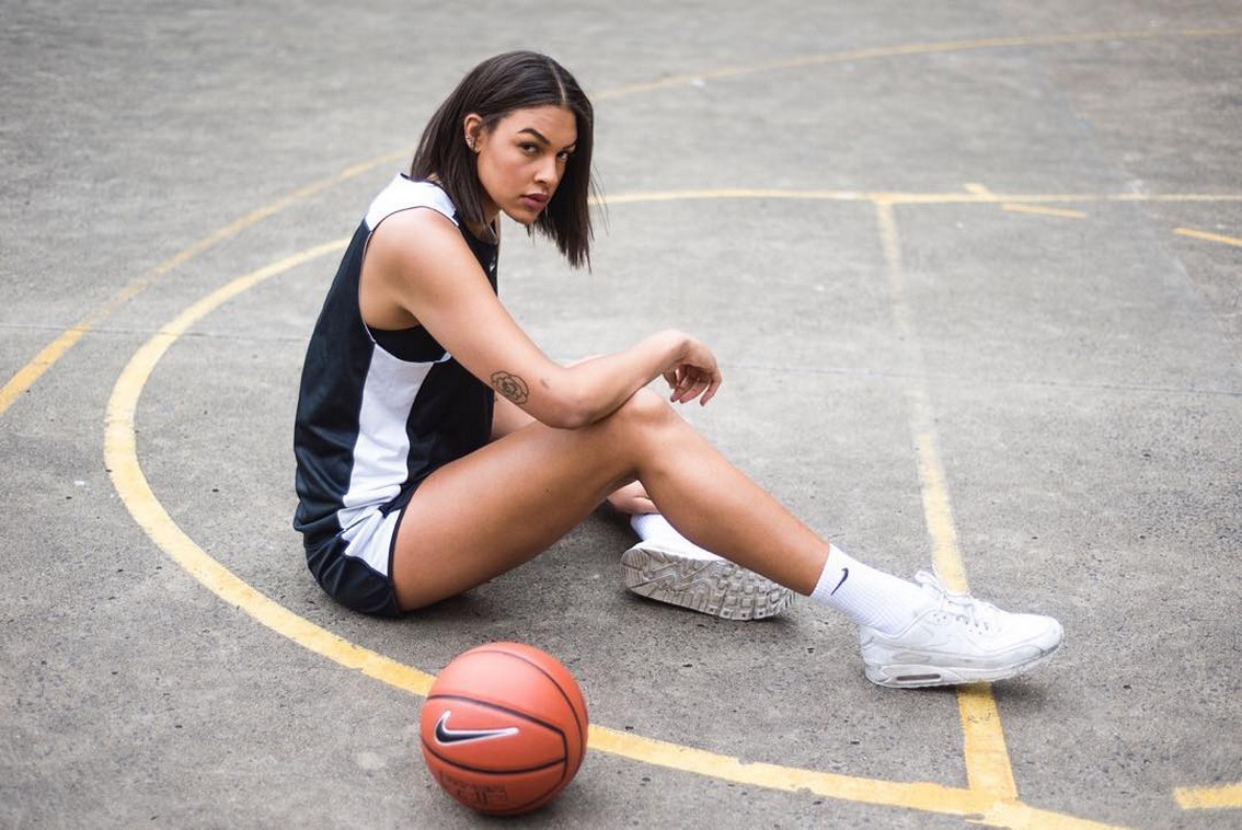 liz-cambage-plays-basketball-and-workout-thefappening-cfd-4 Liz Cambage Basketboll