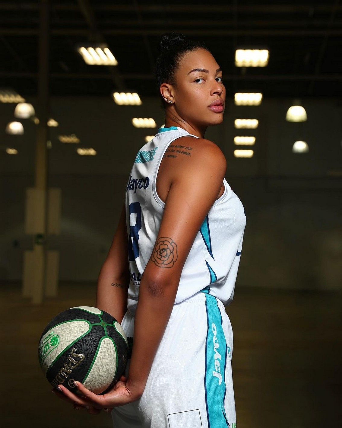 liz-cambage-plays-basketball-and-workout-thefappening-cfd-6 liz cambage plays basketball and workout thefappening cfd 6