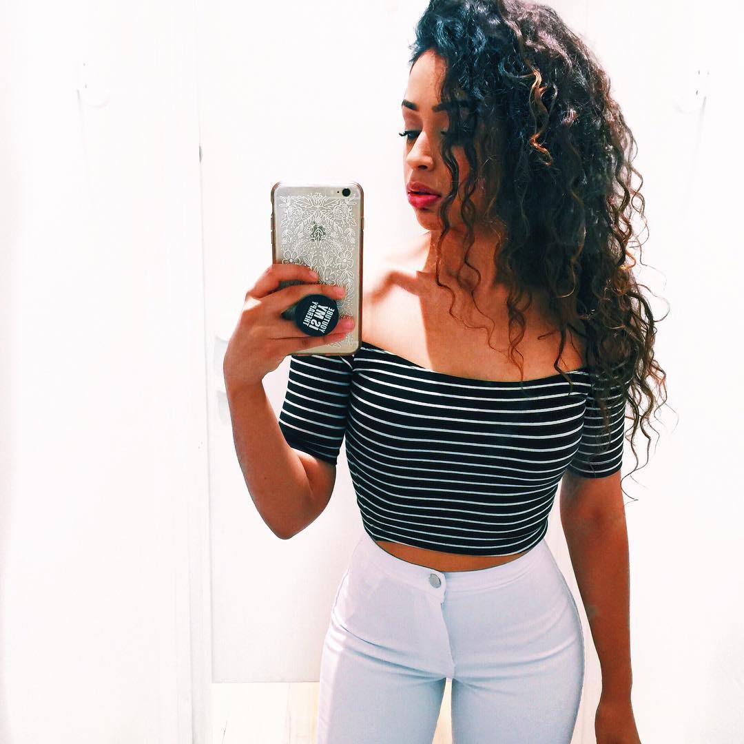 liza-koshy-explicit-selfie-and-hot-photos-thefappening-pro-17 liza koshy explicit selfie and hot photos thefappening pro 17