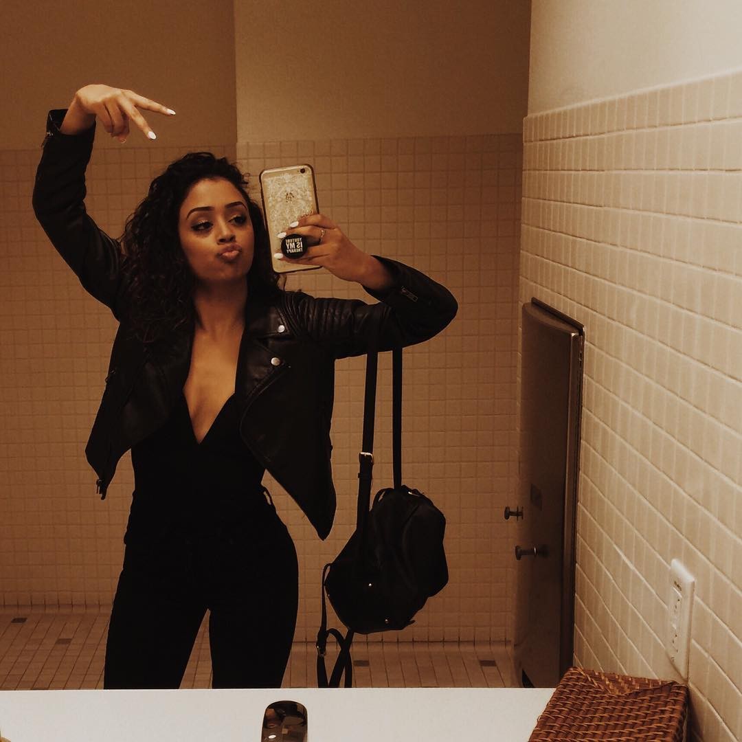 liza-koshy-explicit-selfie-and-hot-photos-thefappening-pro-19 Liza Koshy Explicit Selfie And Hot Photos