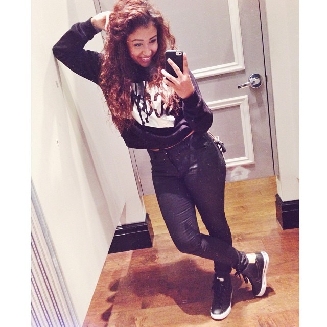 liza-koshy-explicit-selfie-and-hot-photos-thefappening-pro-5 liza koshy explicit selfie and hot photos thefappening pro 5
