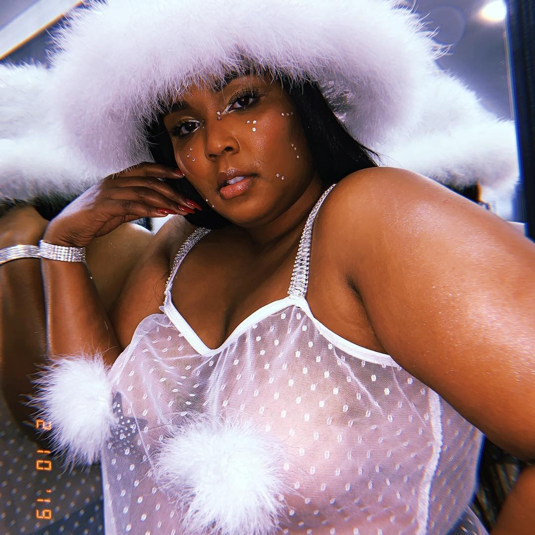 lizzo-sexy-curves-in-revealing-bikini-thefappening-pro-16 lizzo sexy curves in revealing bikini thefappening pro 16