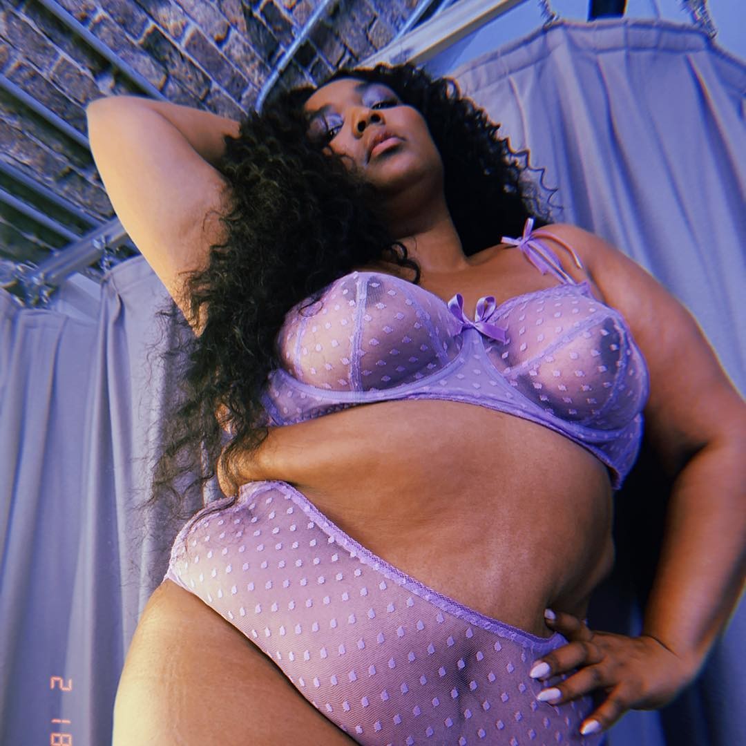 lizzo-sexy-curves-in-revealing-bikini-thefappening-pro-18 lizzo sexy curves in revealing bikini thefappening pro 18