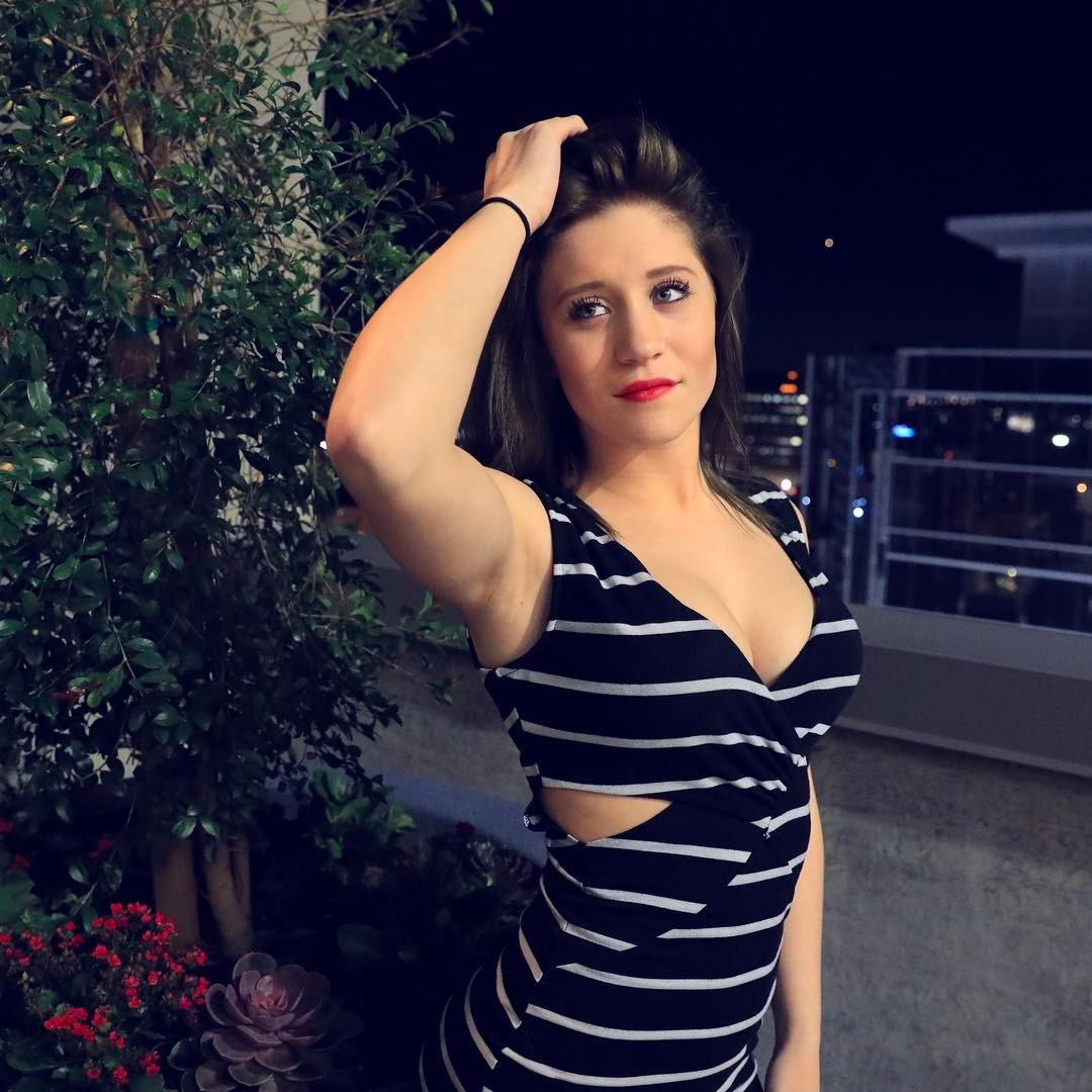 lizzy-wurst-brunette-hot-thefappening-cfd-1 lizzy wurst brunette hot thefappening cfd 1