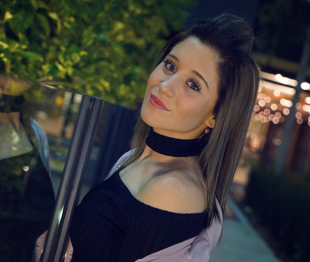 lizzy-wurst-brunette-hot-thefappening-cfd-2 lizzy wurst brunette hot thefappening cfd 2