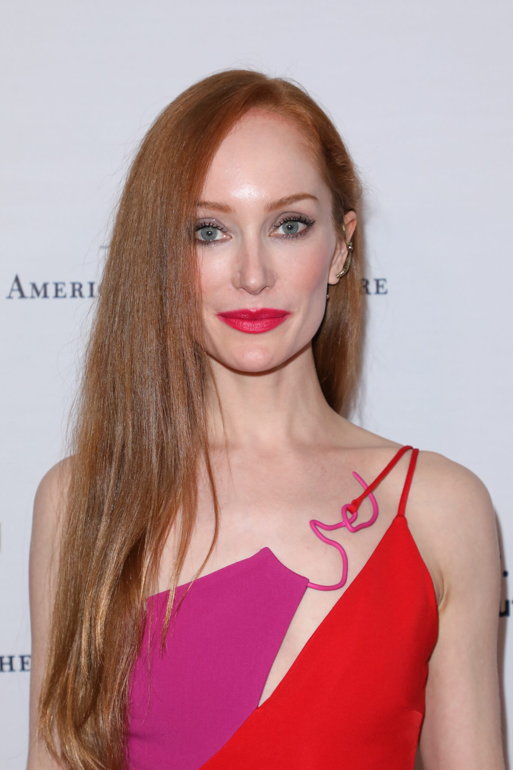 lotte verbeek sexy redhead 13 scaled