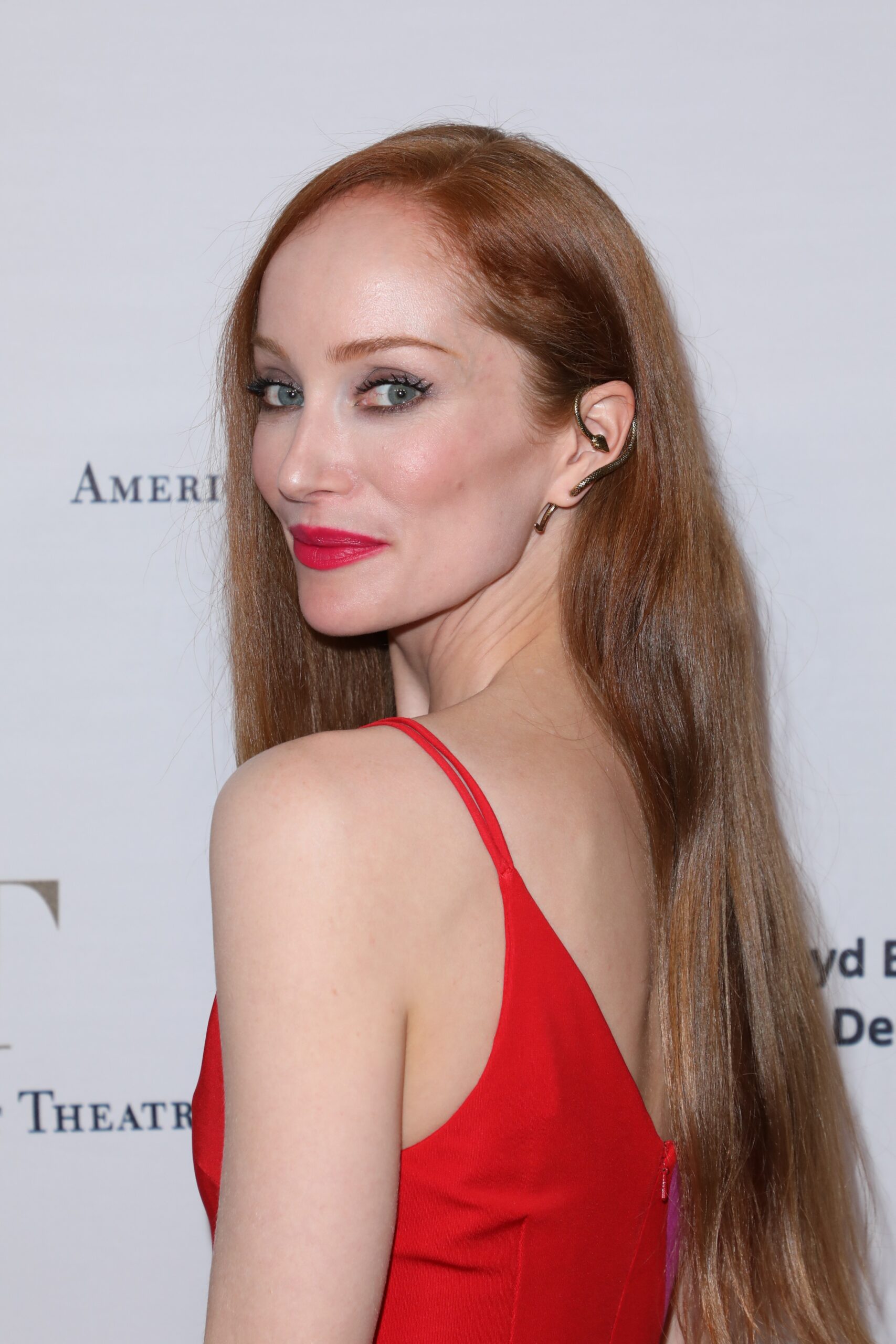 lotte verbeek sexy redhead 3 scaled