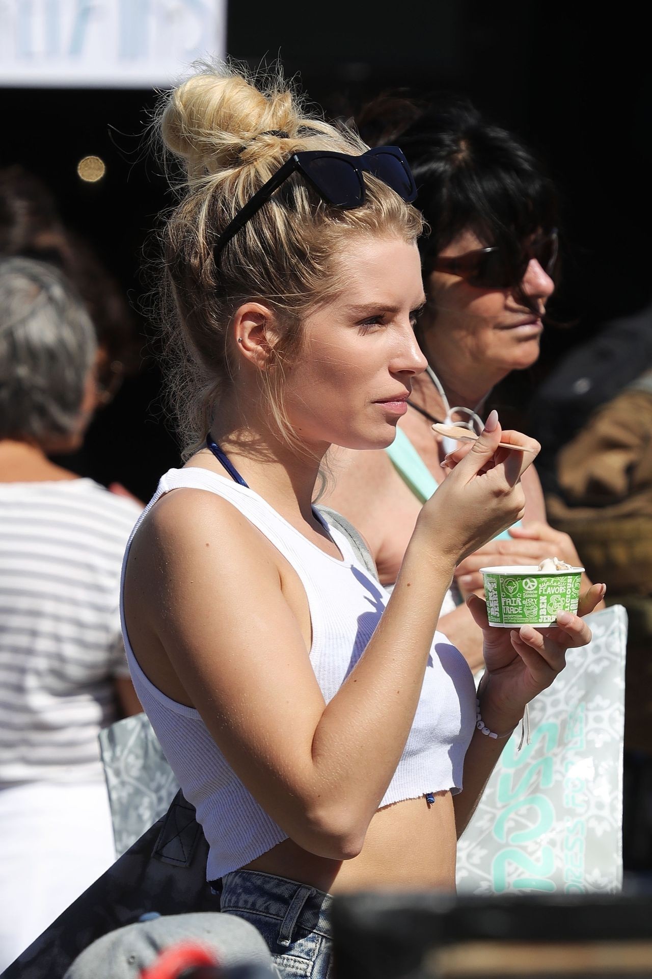 lottie-moss-ass-thefappening-cfd-12 lottie moss ass thefappening cfd 12
