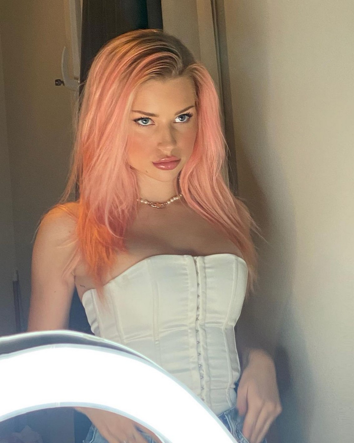 lottie-moss-nude-thefappening-cfd-11 lottie moss nude thefappening cfd 11