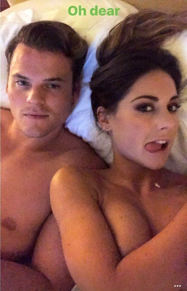 louise-thompson-nude-sexy-17 Louise Thompson Nude
