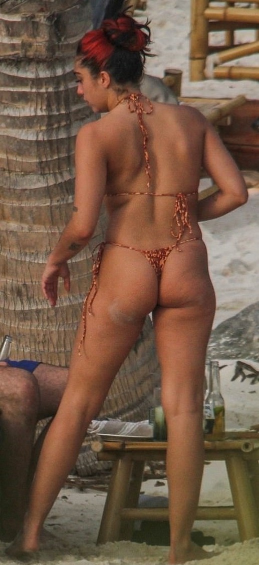 lourdes-leon-sexy-ass-thefappening-cfd-9 Lourdes Leon Tight Ass