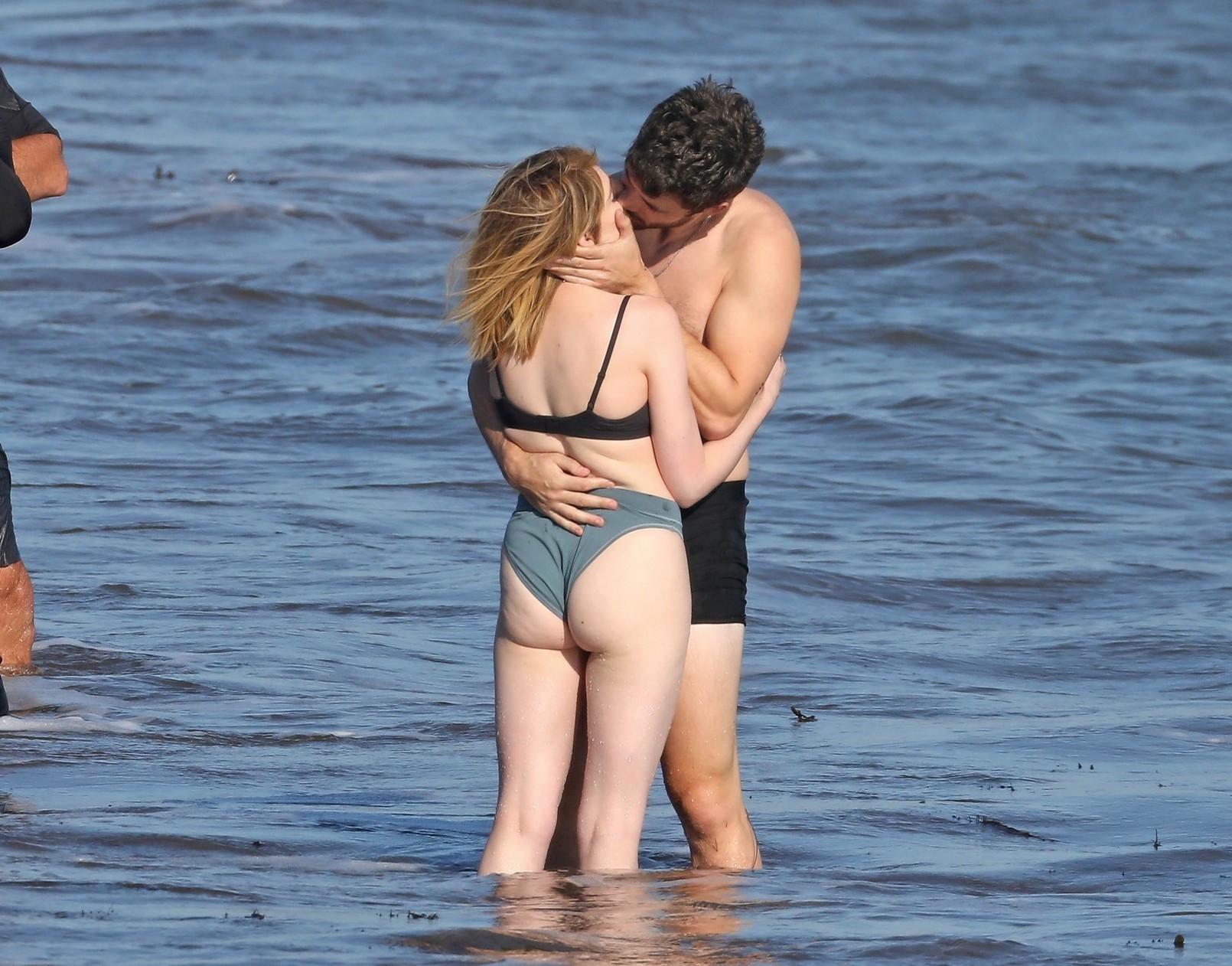 lucy-boynton-bikini-thefappening-cfd-10 Lucy Boynton Ass