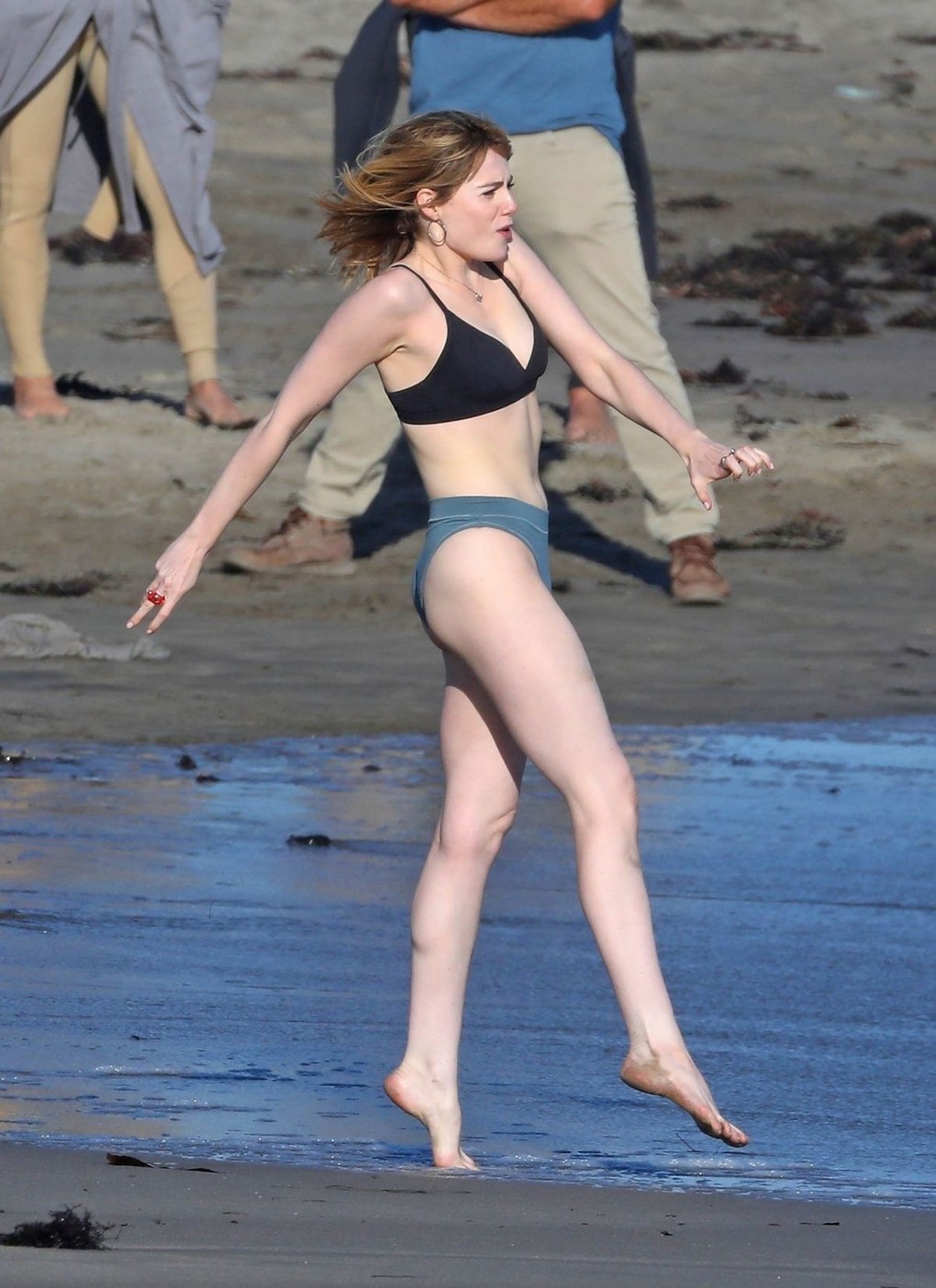 lucy-boynton-bikini-thefappening-cfd-16 lucy boynton bikini thefappening cfd 16