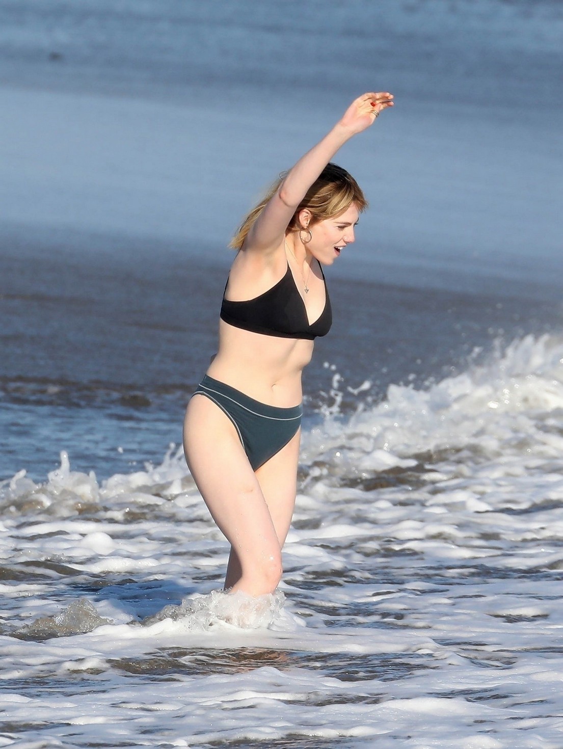 lucy-boynton-bikini-thefappening-cfd-9 lucy boynton bikini thefappening cfd 9