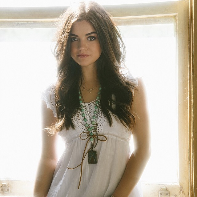 lucy-hale-nude-sexy-14 lucy-hale-nude-sexy-14