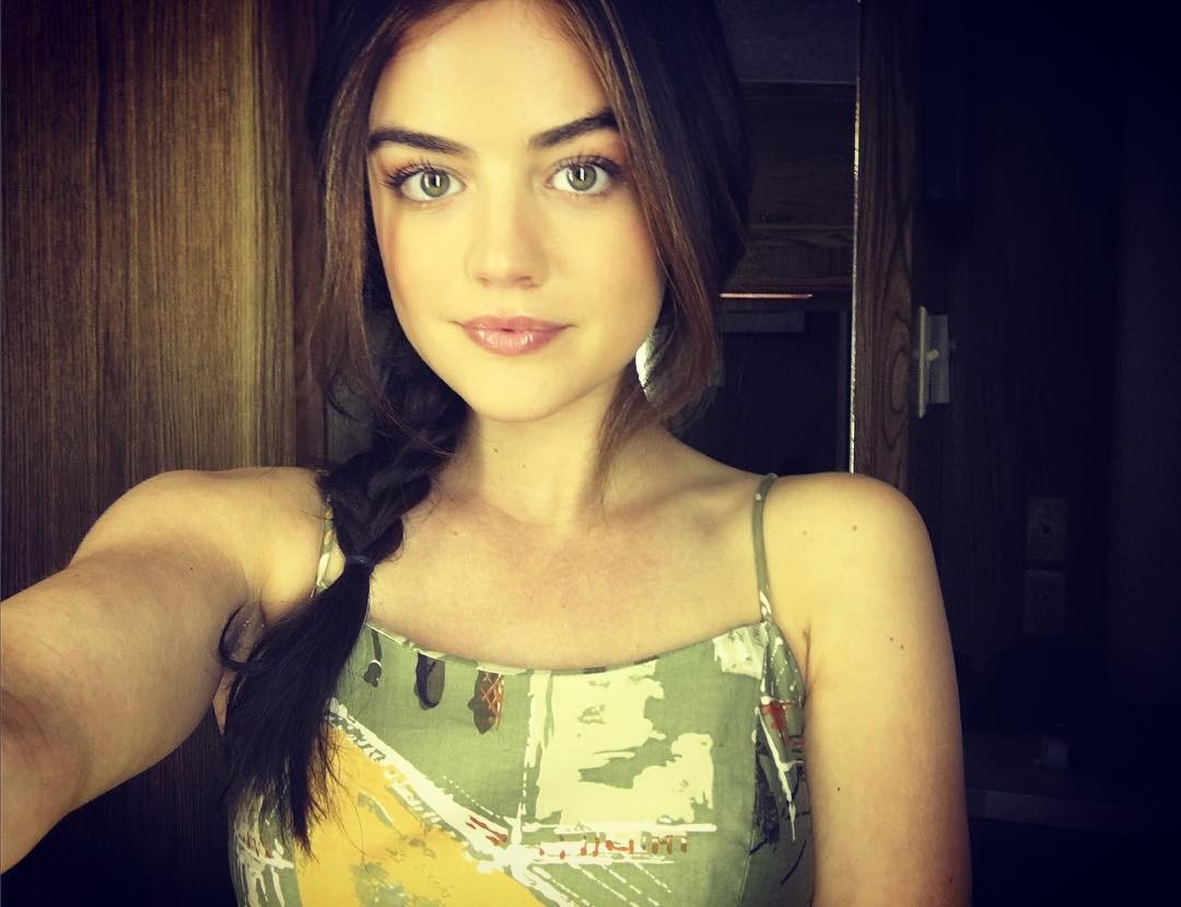 lucy-hale-nude-sexy-21 lucy-hale-nude-sexy-21