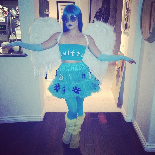 lucy-hale-nude-sexy-27 lucy-hale-nude-sexy-27
