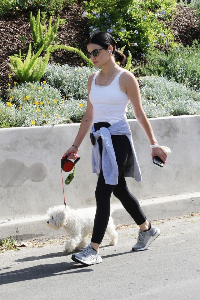 lucy-hale-sexy-look-in-la-thefappening-pro-10 lucy hale sexy look in la thefappening pro 10