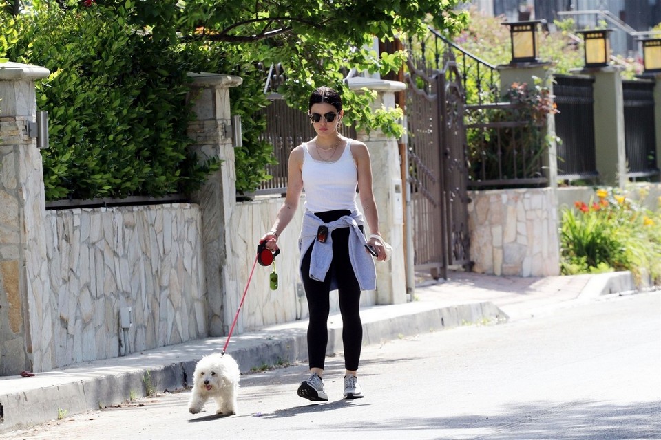 lucy-hale-sexy-look-in-la-thefappening-pro-3 lucy hale sexy look in la thefappening pro 3