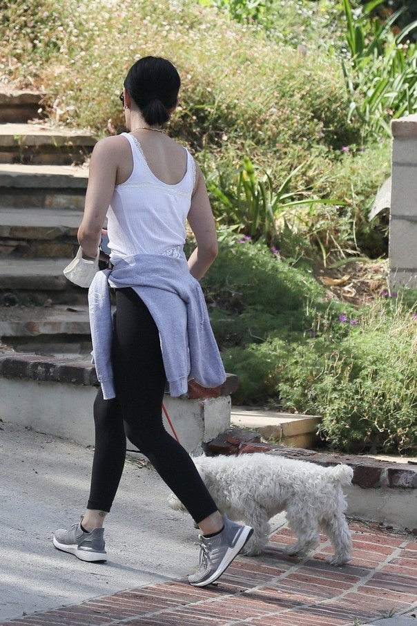 lucy-hale-sexy-look-in-la-thefappening-pro-58 lucy hale sexy look in la thefappening pro 58