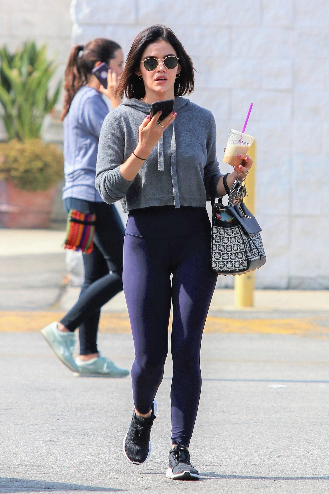 lucy-hale-thefappening-sexy-leggings-6-1 lucy hale thefappening sexy leggings 6 1