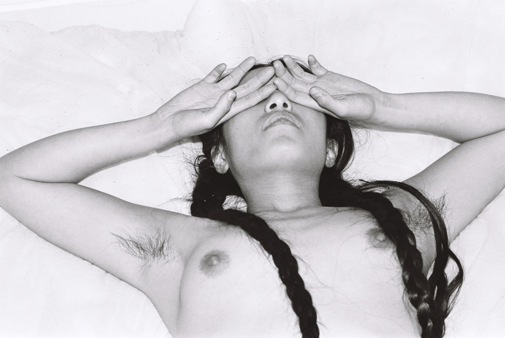 luna-leung-topless-5 Luna-Leung-Topless-5
