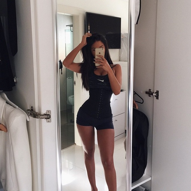 lydia-barakat-hot-on-selfie-thefappening-cfd-1 Lydia Barakat Hot On Selfie