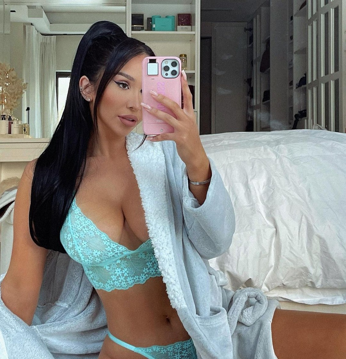 lydia-barakat-hot-on-selfie-thefappening-cfd-9 lydia barakat hot on selfie thefappening cfd 9