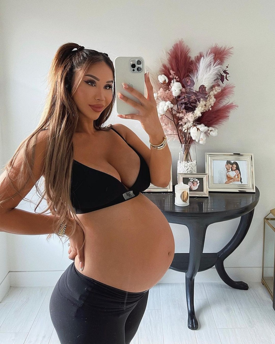 lydia-barakat-pregnant-thefappening-cfd-11 Lydia Barakat Reggo Selfie