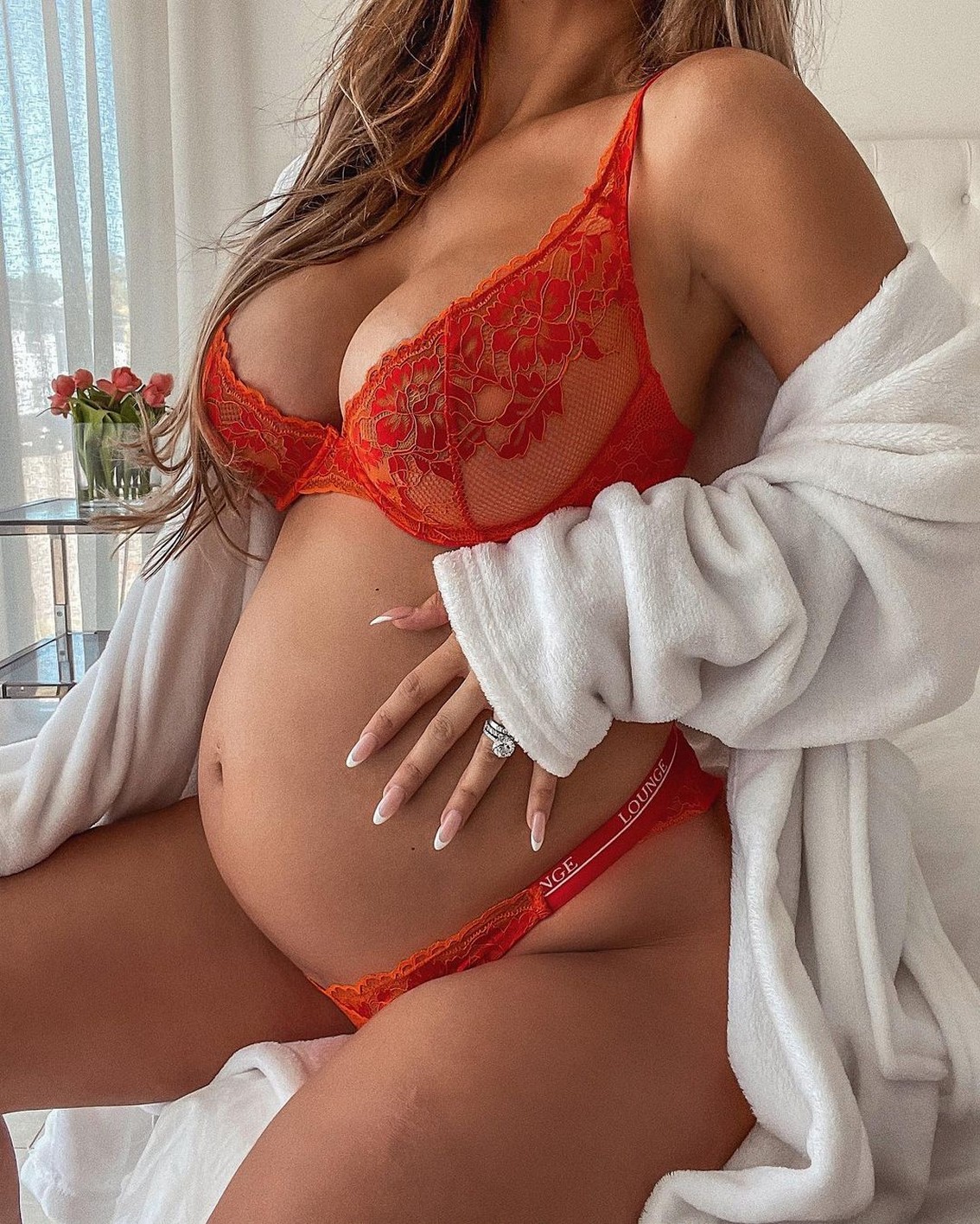 lydia-barakat-pregnant-thefappening-cfd-6 Baby Bump In Red Lingerie