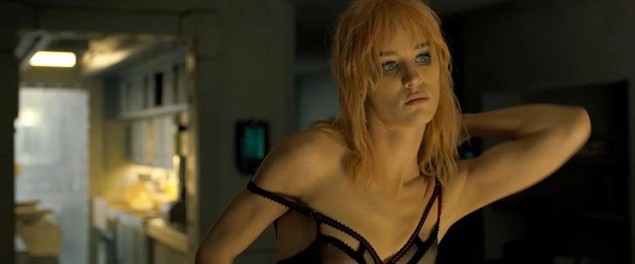 mackenzie-davis-nude-thefappening-pro-21 mackenzie davis nude thefappening pro 21