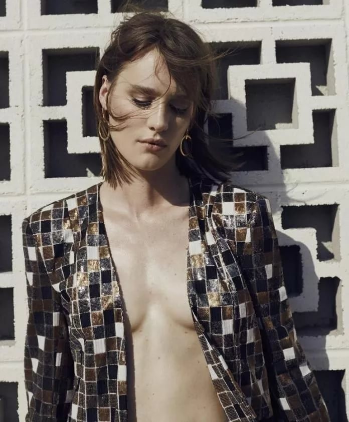 mackenzie-davis-sexy-thefappening-pro-28 Mackenzie Davis Sexy Tits