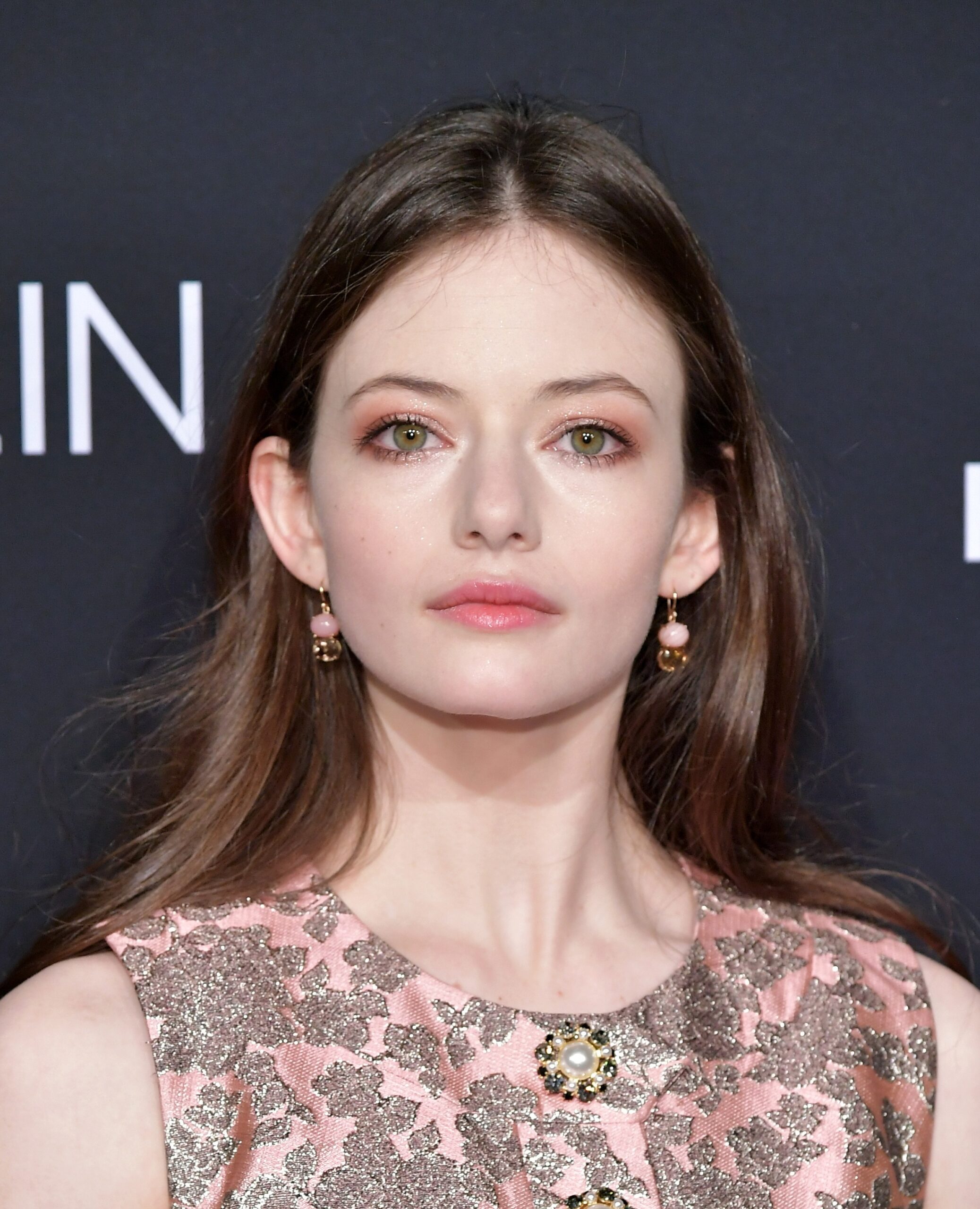 mackenzie-foy-sexy-non-nude-4 mackenzie foy sexy non nude 4 scaled