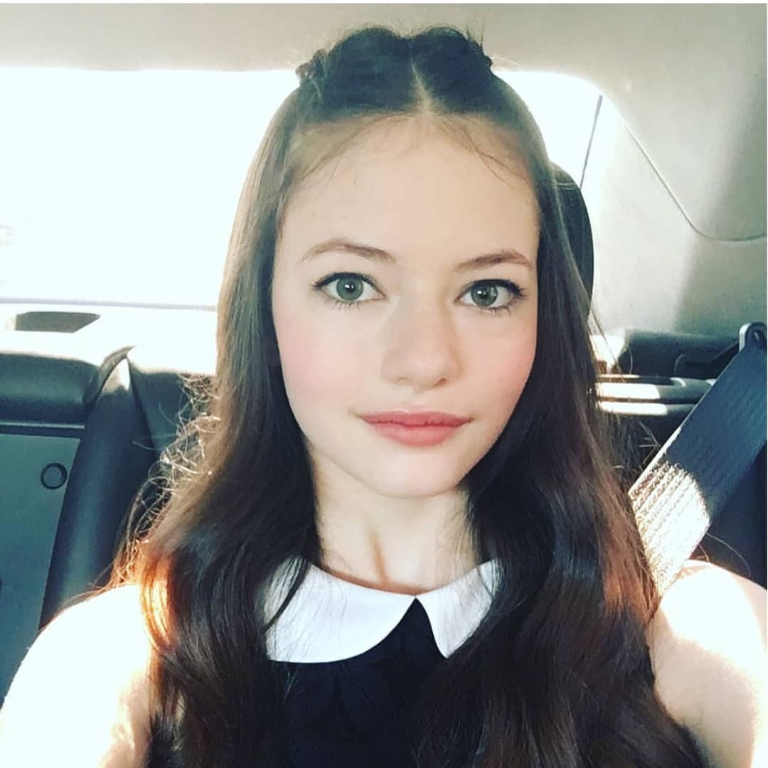 mackenzie-foy-sexy-non-nude-51 mackenzie foy sexy non nude 51
