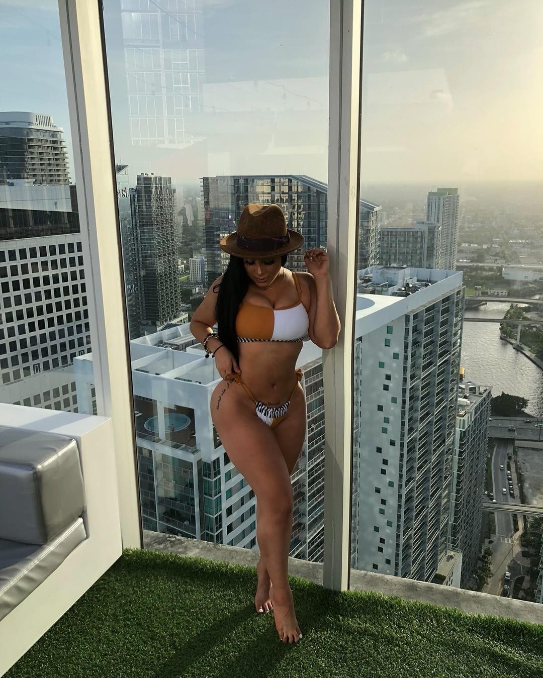 mackenzie-zamb-nude-fappening-30 mackenzie zamb nude fappening 30