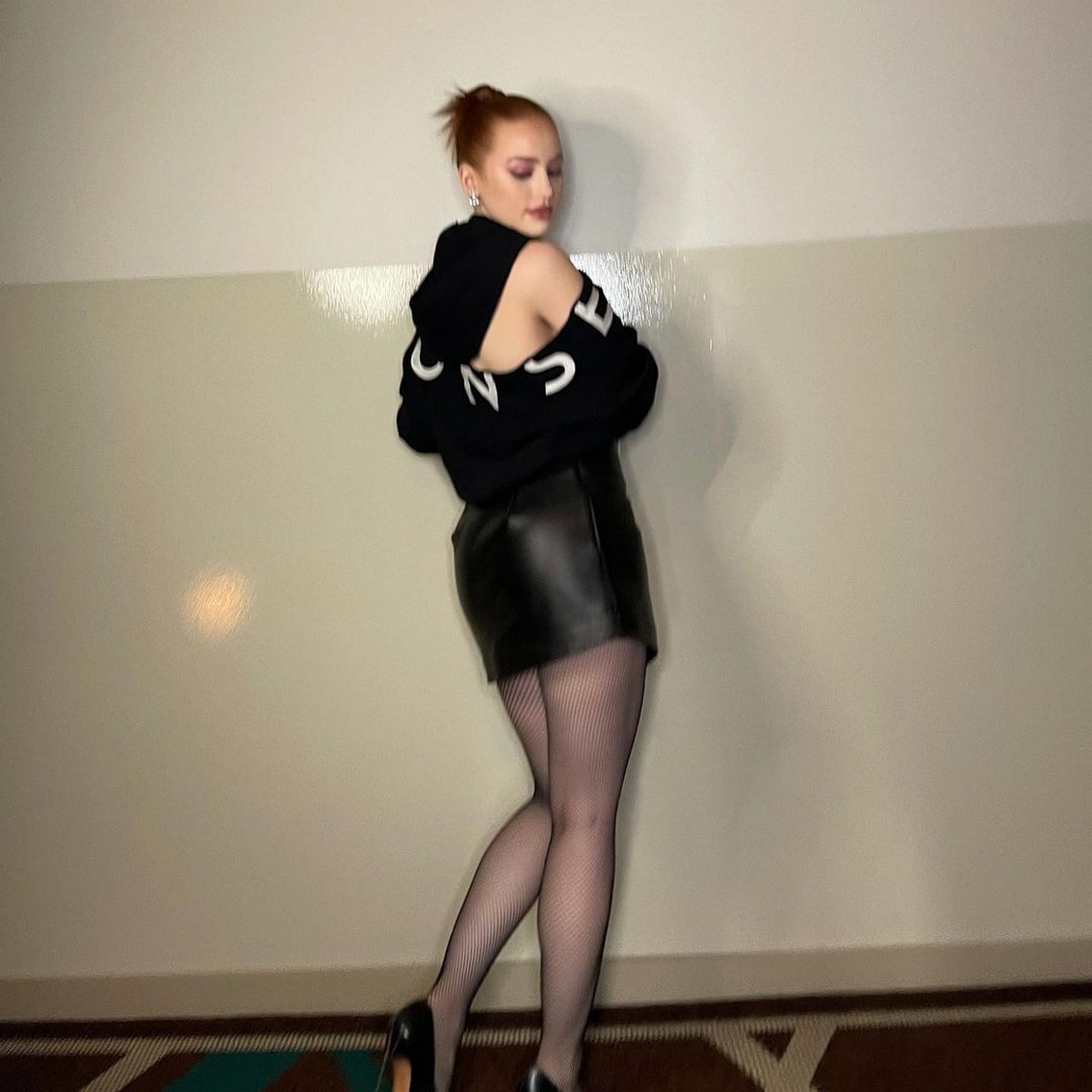 madelaine-petsch-sexy-in-black-stockings-thefappening-cfd-1 Madelaine Petsch Sexy In Black Stockings