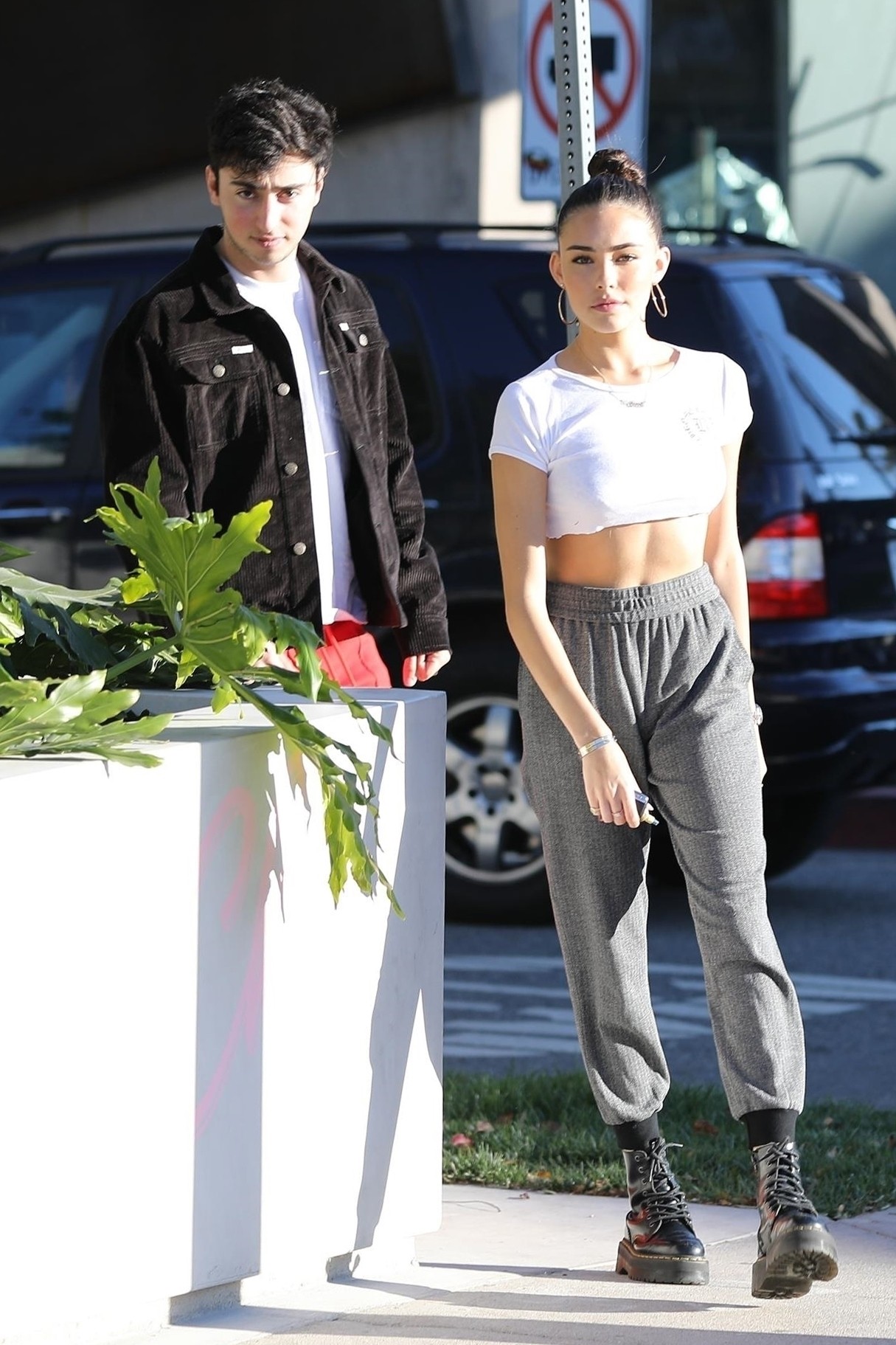 madison-beer-sexy-tits-out-19 madison beer sexy tits out 19