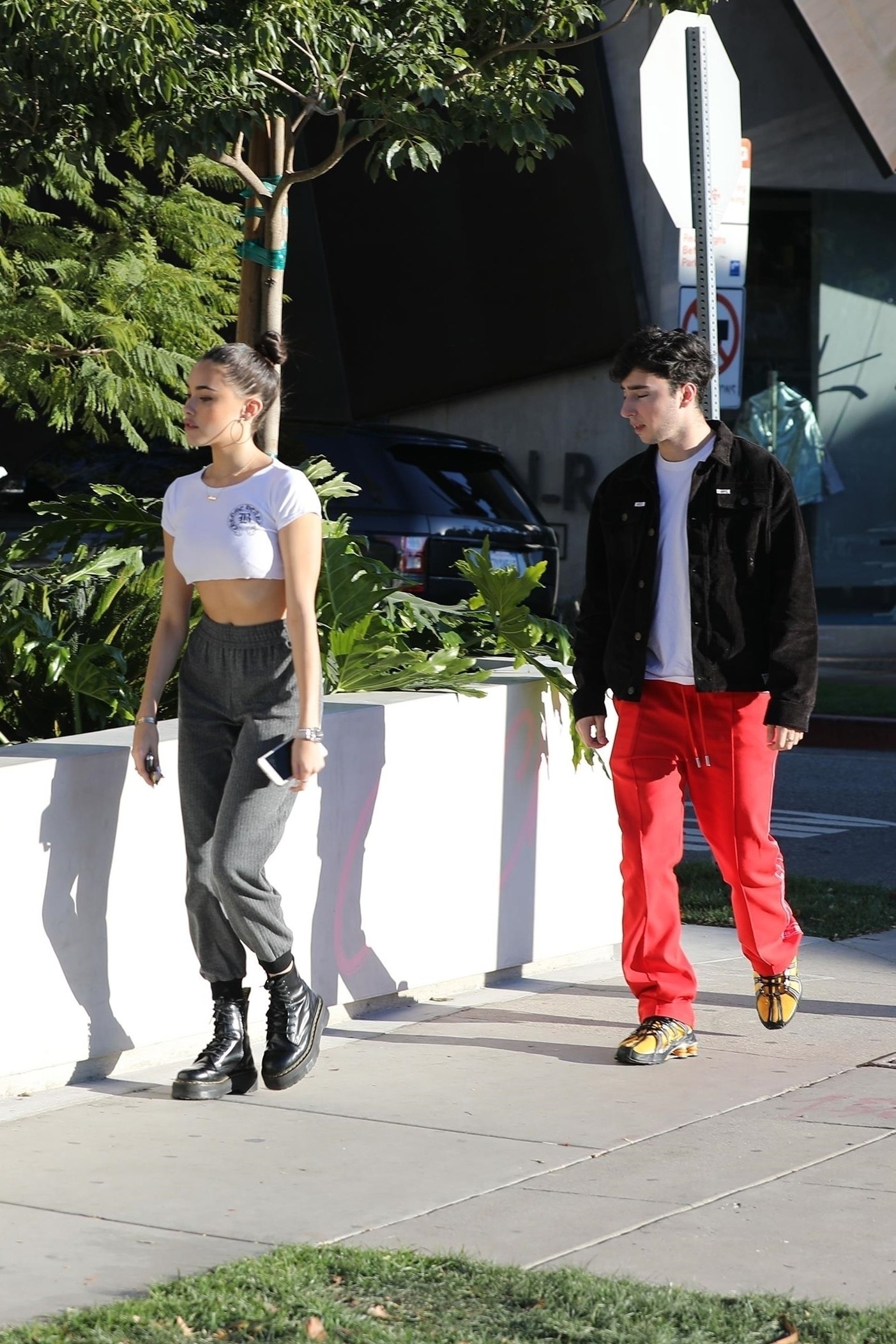 madison-beer-sexy-tits-out-38 madison beer sexy tits out 38
