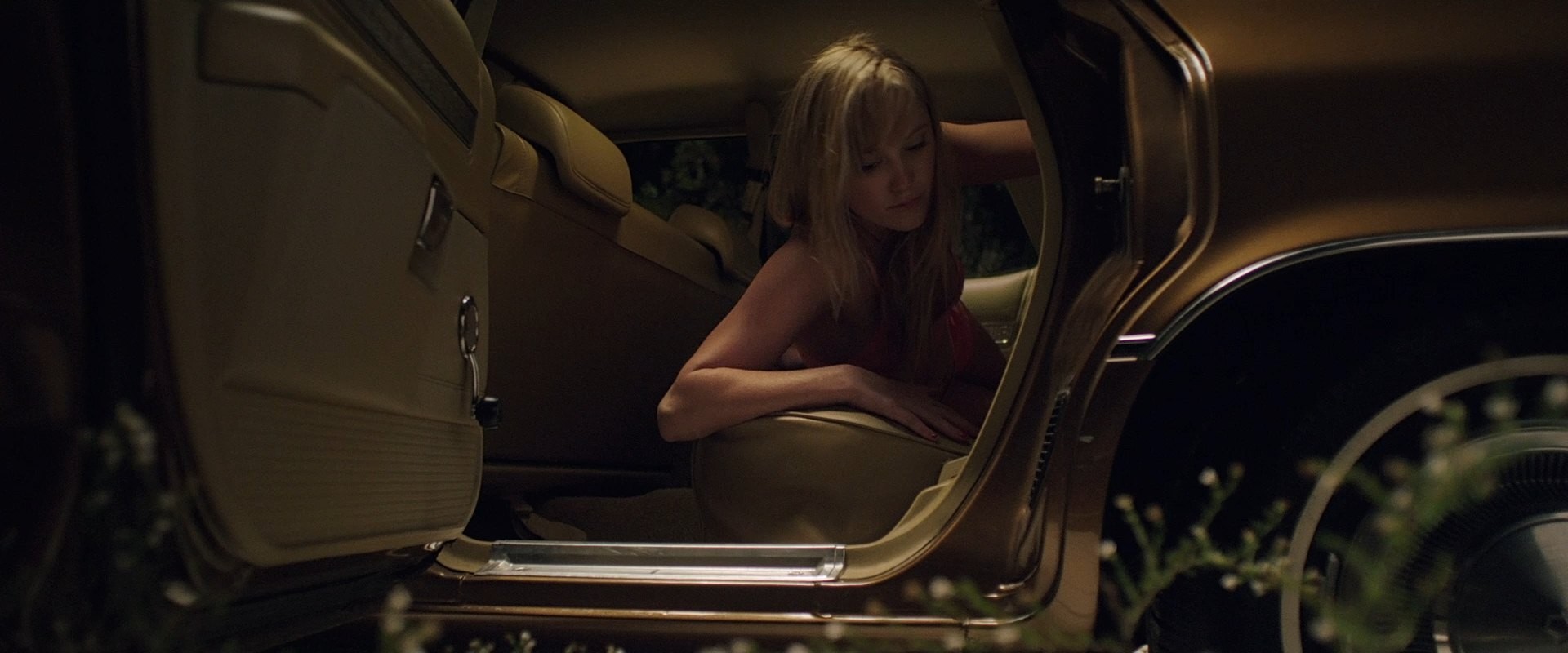 maika-monroe-nude-thefappening-cfd-5 Maika Monroe Fappening