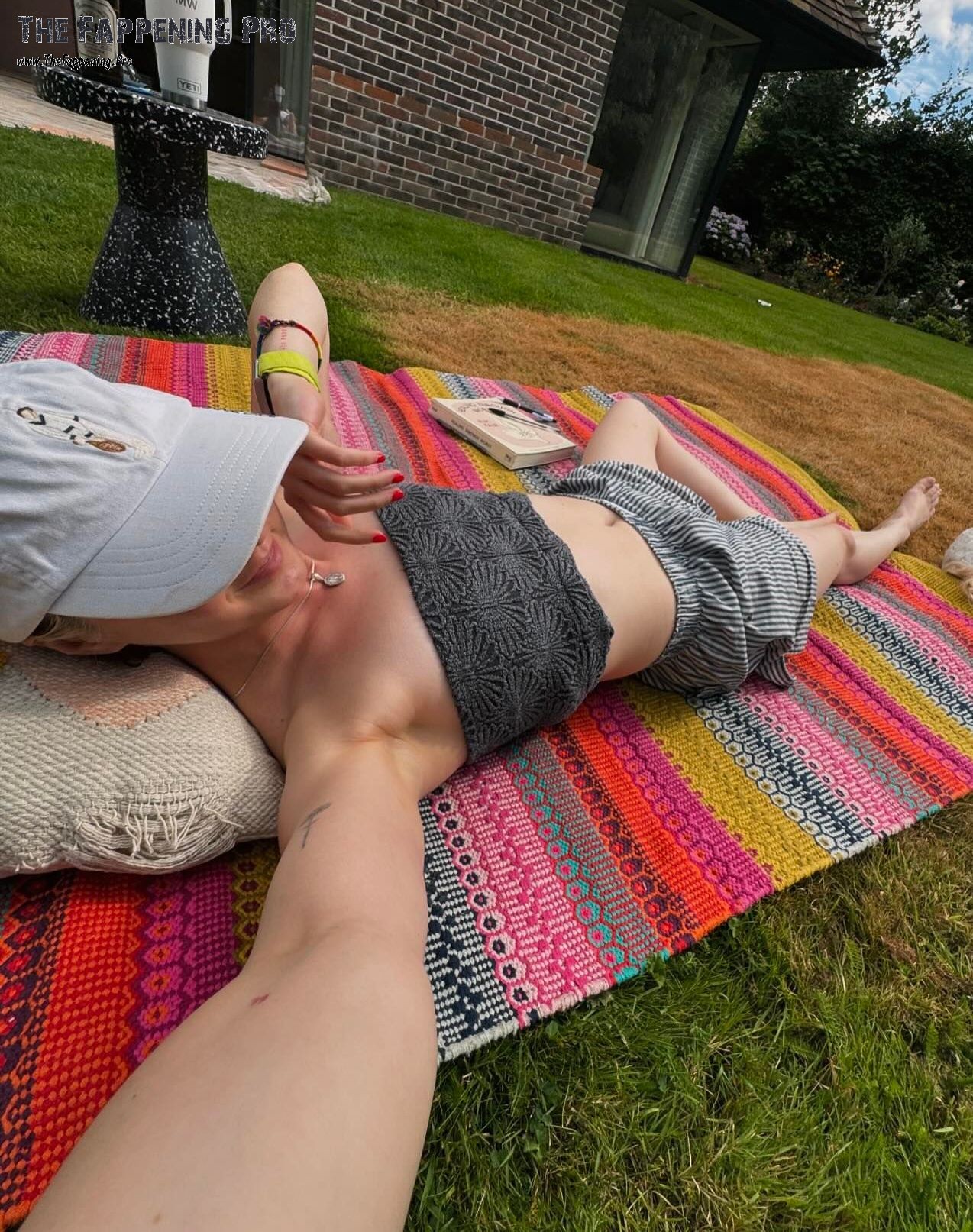 maisie-williams-nude-thefappening-cfd-5 maisie williams nude thefappening cfd 5